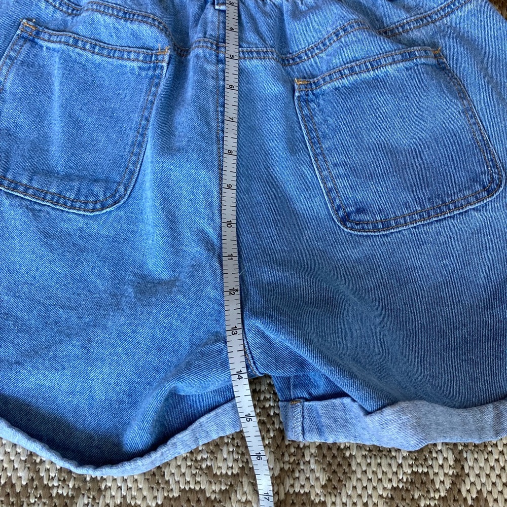 Aaron & Amber Light Denim Washed Distressed High Waist Shorts Size M - Picture 6 of 8